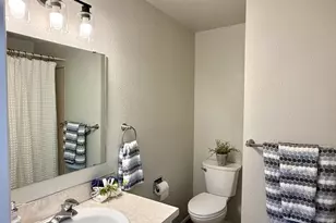 890 E Kennedy Ave, Hermiston, OR 97838 - Photo 17