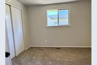 890 E Kennedy Ave, Hermiston, OR 97838 - Photo 15