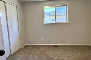890 E Kennedy Ave, Hermiston, OR 97838 - Photo 15