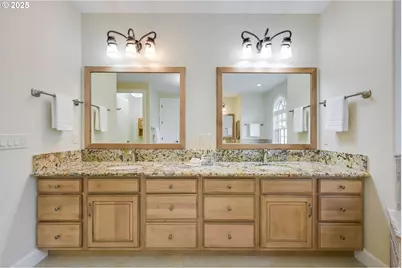 20 SW 111th Ter, Portland, OR 97229 - Photo 17