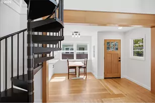 1020 N 3rd St, Woodburn, OR 97071 - Photo 13