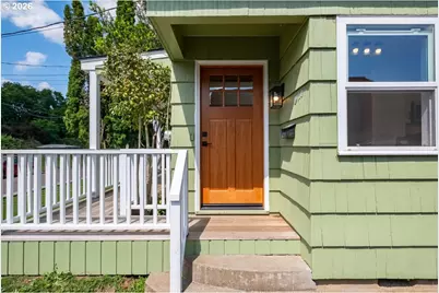 1020 N 3rd St, Woodburn, OR 97071 - Photo 7