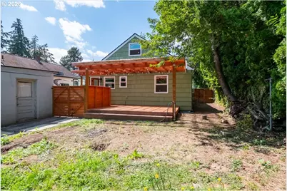 1020 N 3rd St, Woodburn, OR 97071 - Photo 47