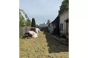 109 S Trade St, Amity, OR 97101 - Photo 3