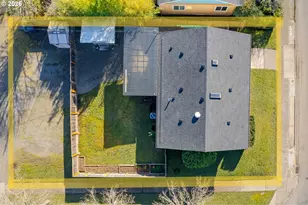 2707 Hilyard St, Eugene, OR 97405 - Photo 43