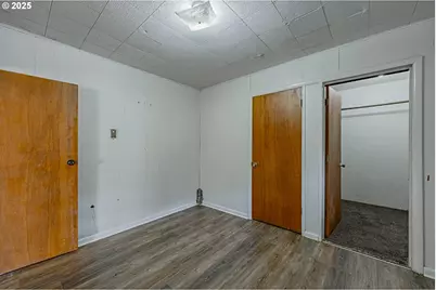 1860 Meade St, North Bend, OR 97459 - Photo 23