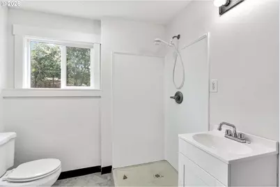 5071 SE Mason Ln, Milwaukie, OR 97222 - Photo 15