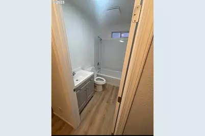 911 Jq Adams St, Oregon City, OR 97045 - Photo 11