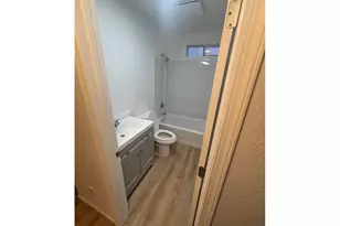 911 Jq Adams St, Oregon City, OR 97045 - Photo 11