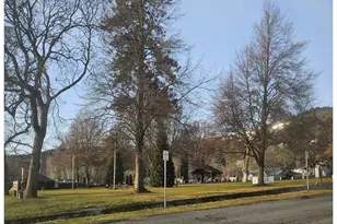 204 N Walnut St, Bingen, WA 98605 - Photo 11