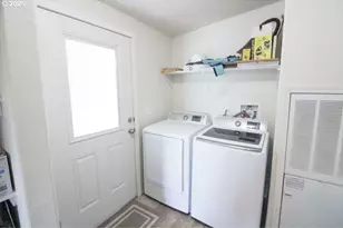 300 SW 7th Ave, Battle Ground, WA 98604 - Photo 19