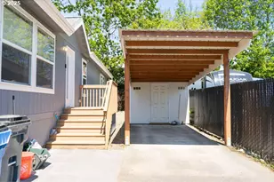 300 SW 7th Ave, Battle Ground, WA 98604 - Photo 3