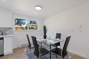 17912 NE Davis St, Portland, OR 97230 - Photo 13