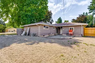 21304 SE Yamhill St, Gresham, OR 97030 - Photo 43