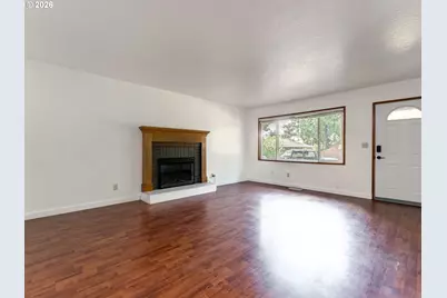 21304 SE Yamhill St, Gresham, OR 97030 - Photo 9