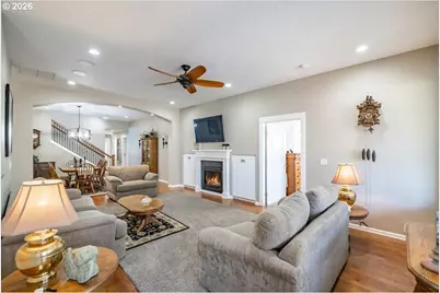 745 SE Glendover Ln, Dallas, OR 97338 - Photo 31