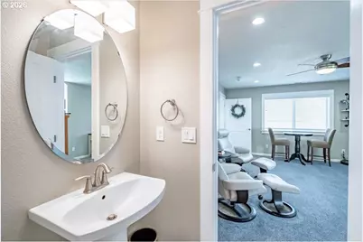 745 SE Glendover Ln, Dallas, OR 97338 - Photo 39