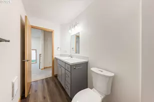 658 ST Charles Street, Eugene, OR 97402 - Photo 25