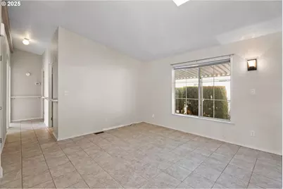 318 Peacock Ln, Kelso, WA 98626 - Photo 23