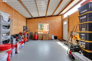 48095 Commercial St, Oakridge, OR 97463 - Photo 23