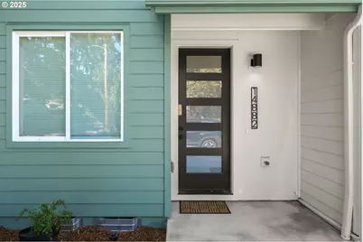 14882 NE Couch St #14, Portland, OR 97230 - Photo 1