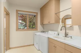 3319 NW Spencer St, Portland, OR 97229 - Photo 33