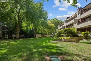 5250 S Landing Dr, Portland, OR 97239 - Photo 23