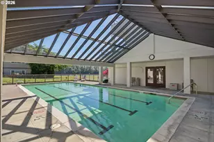 5250 S Landing Dr, Portland, OR 97239 - Photo 31