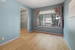 5250 S Landing Dr, Portland, OR 97239 - Photo 19