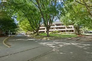 5250 S Landing Dr, Portland, OR 97239 - Photo 23