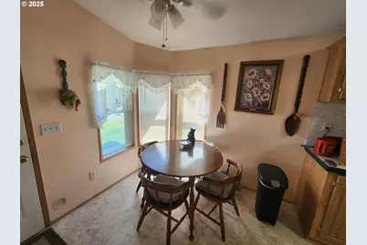 258 Bobwhite St, Roseburg, OR 97471 - Photo 17