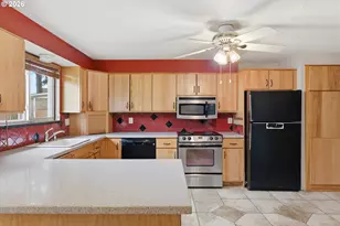 18501 SE Lincoln St, Portland, OR 97233 - Photo 9