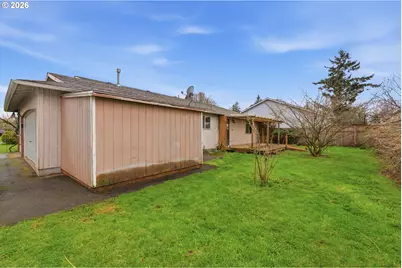 18501 SE Lincoln St, Portland, OR 97233 - Photo 23