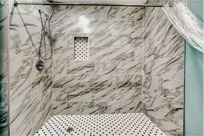 5715 N Houghton St, Portland, OR 97203 - Photo 21