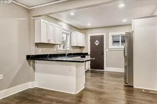 5715 N Houghton St, Portland, OR 97203 - Photo 7