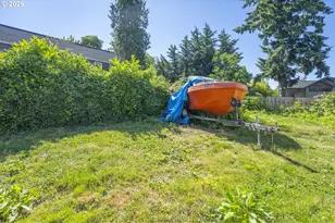 546 NE Russell St, Portland, OR 97212 - Photo 13