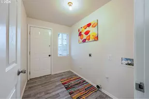 545 E Theater Ln, Hermiston, OR 97838 - Photo 17