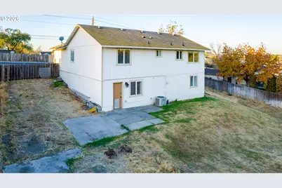 545 E Theater Ln, Hermiston, OR 97838 - Photo 37