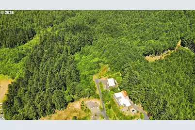 481 Appian Way, Winchester Bay, OR 97467 - Photo 9