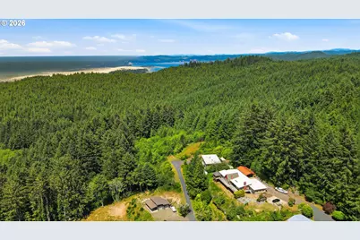 481 Appian Way, Winchester Bay, OR 97467 - Photo 13