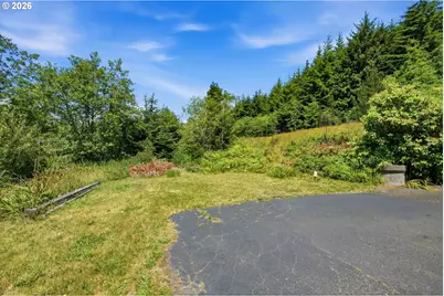 481 Appian Way, Winchester Bay, OR 97467 - Photo 5