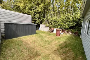 2188 Lombard St, North Bend, OR 97459 - Photo 11