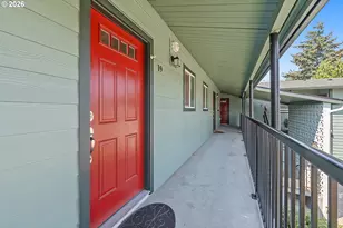 9333 N Lombard St, Portland, OR 97203 - Photo 3