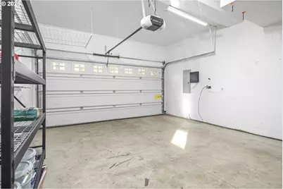 490 NE 64th Way, Hillsboro, OR 97124 - Photo 23