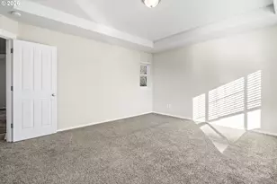 490 NE 64th Way, Hillsboro, OR 97124 - Photo 39