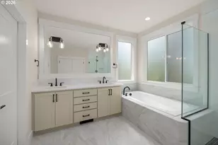 13196 NW Carson Rd, Portland, OR 97229 - Photo 11