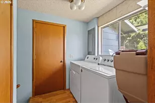 212 S Water St, Weston, OR 97886 - Photo 17