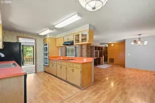 212 S Water St, Weston, OR 97886 - Photo 9