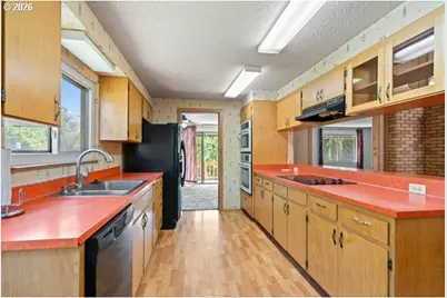 212 S Water St, Weston, OR 97886 - Photo 11