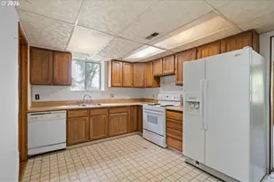 212 S Water St, Weston, OR 97886 - Photo 23